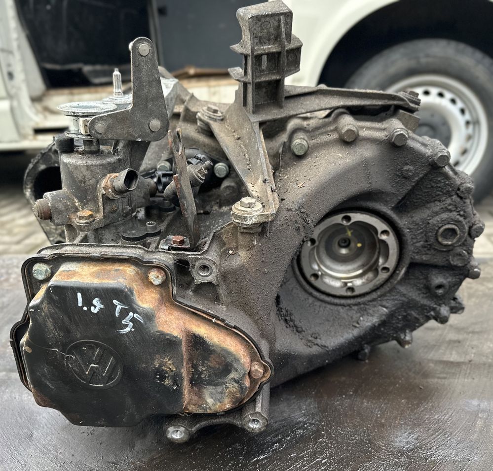 МКПП Volkswagen T5 1.9 tdi 5 ступка 02Z301103