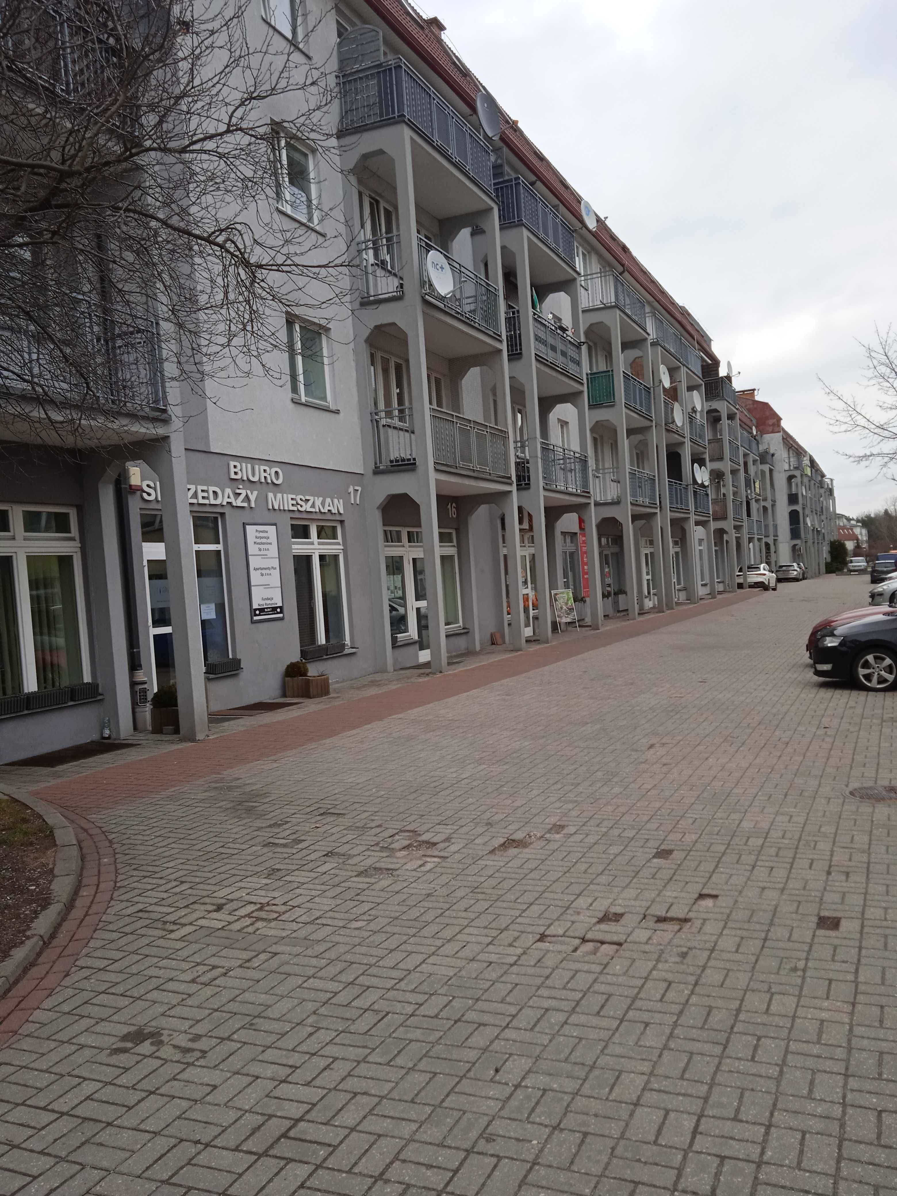 Wynajmę lokal usługowy 53m ul.Romanowska 55 Łódź Zielony Romanów
