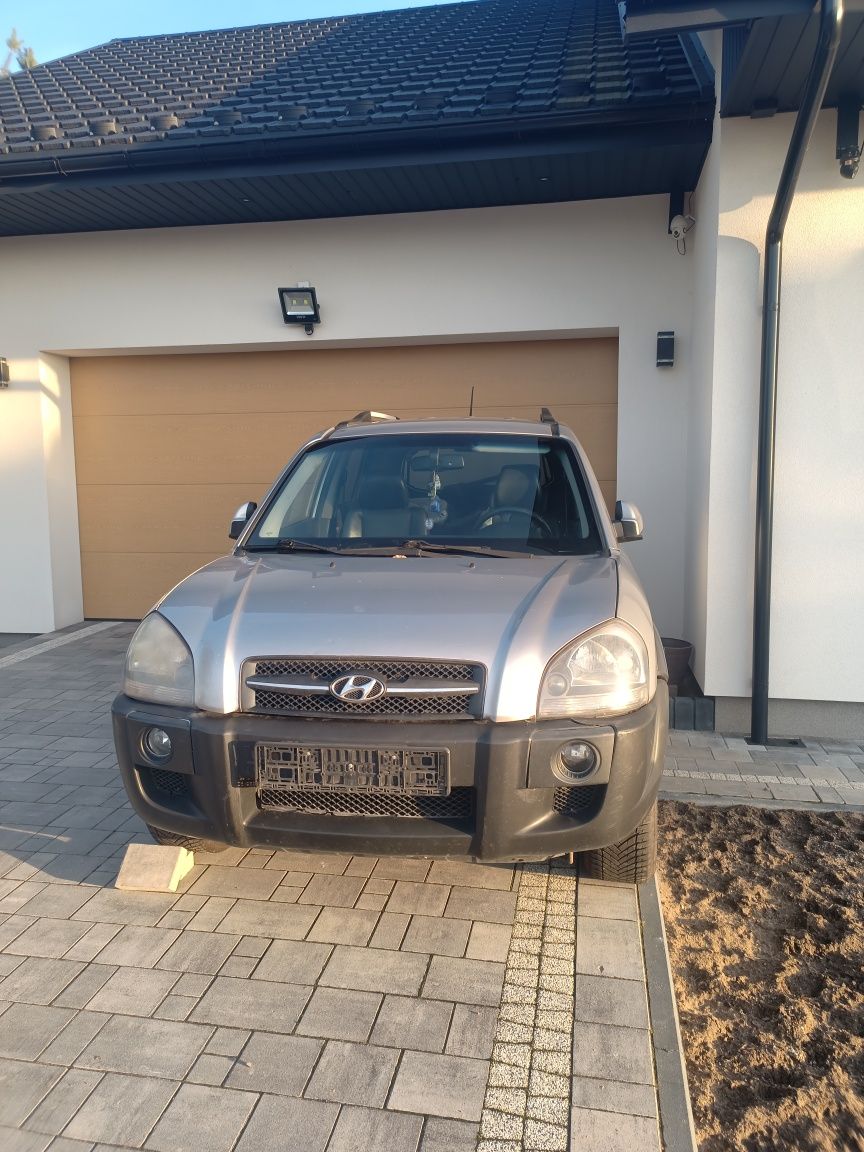 Sprzedam Hyundai Tucson 2.0 crdi na części