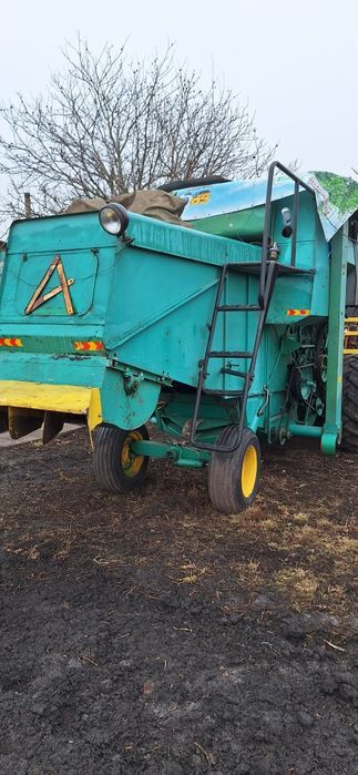 Продам Комбайн VOLVO BM 830