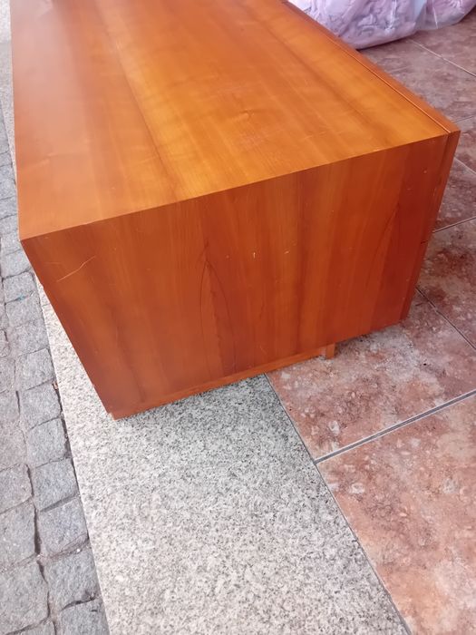 Movel tv de 4 gavetas