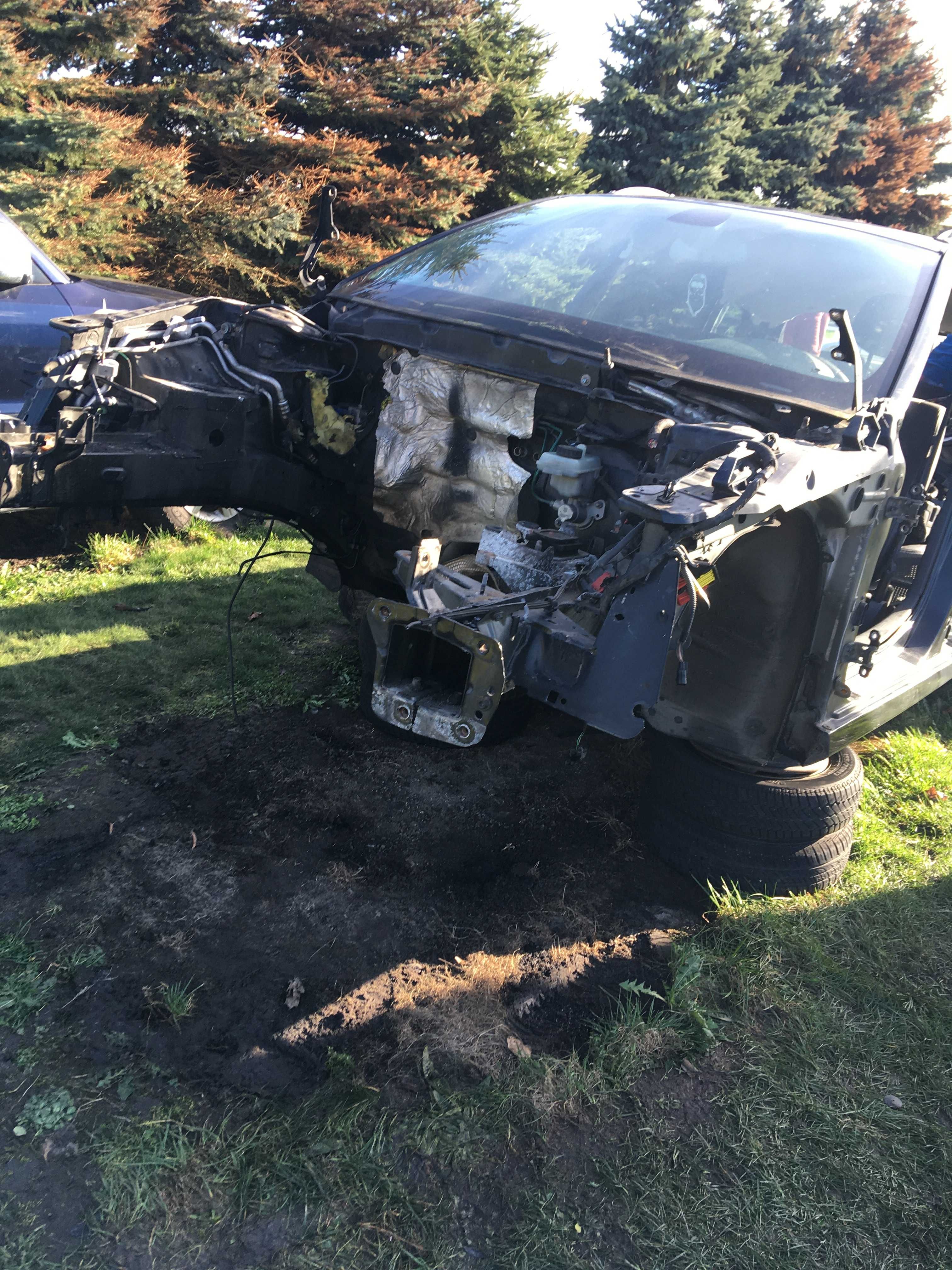 RENAULT LAGUNA III 3 2.0 DCI Belka pod chłodnice Osłona dolna silnika