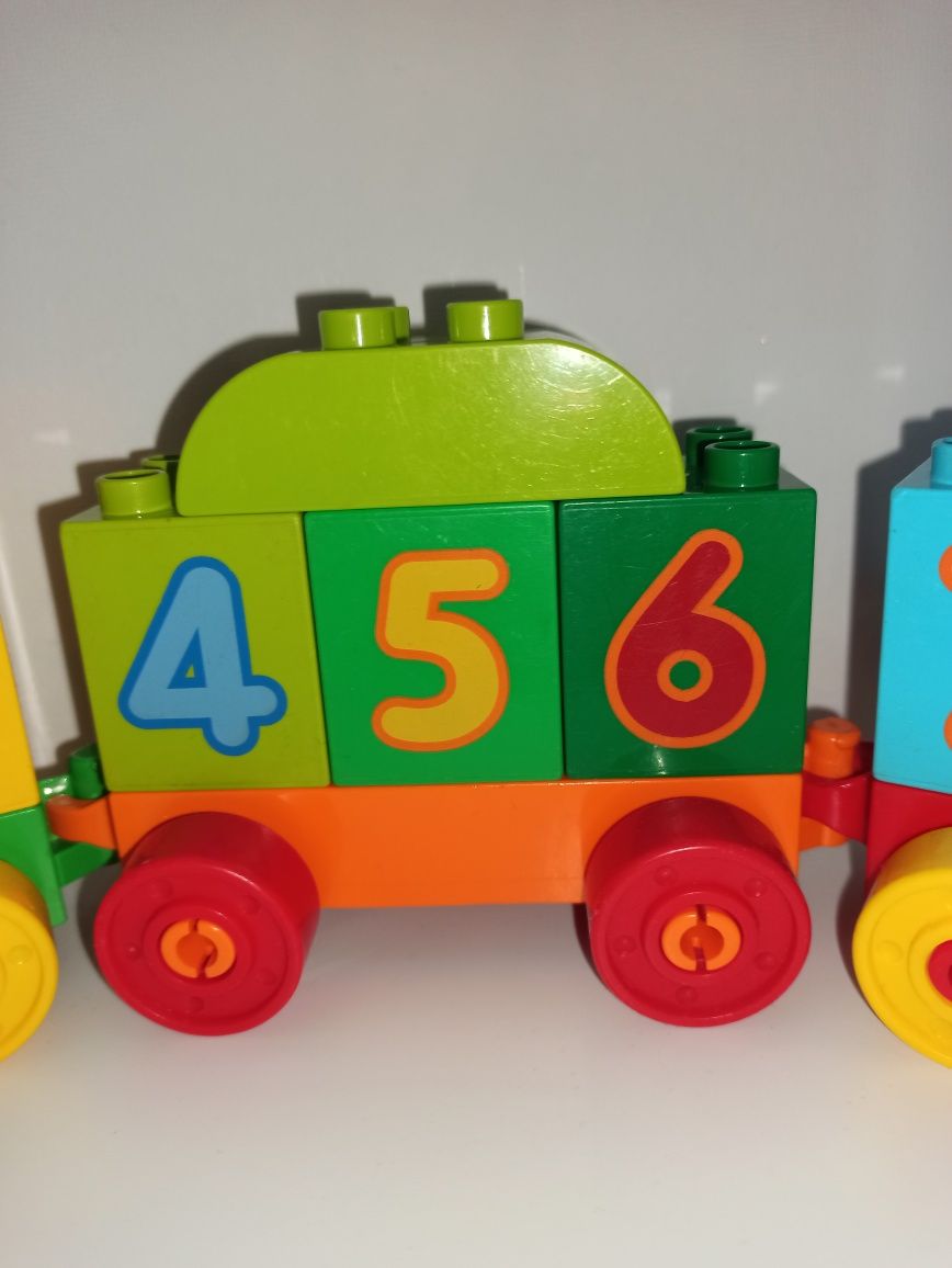 Klocki Lego Duplo pociąg z cyferkami
