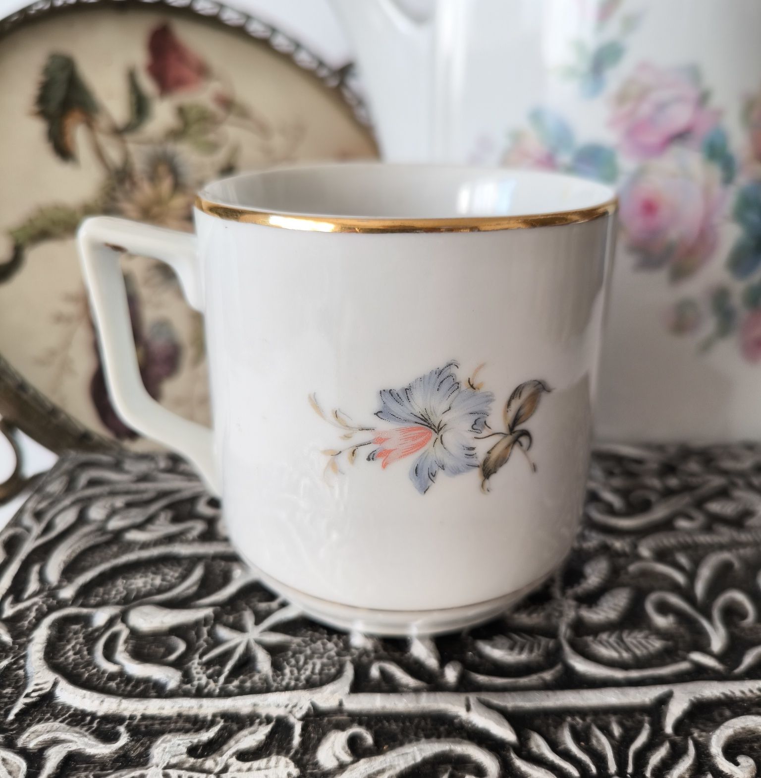 Kubek Wałbrzych piękna stara porcelana