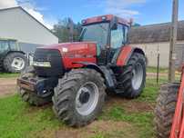 Case  MX  135 nie Renault