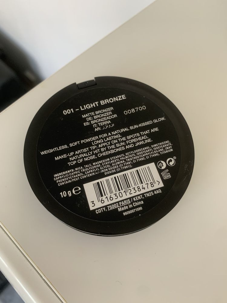 Max factor bronzer