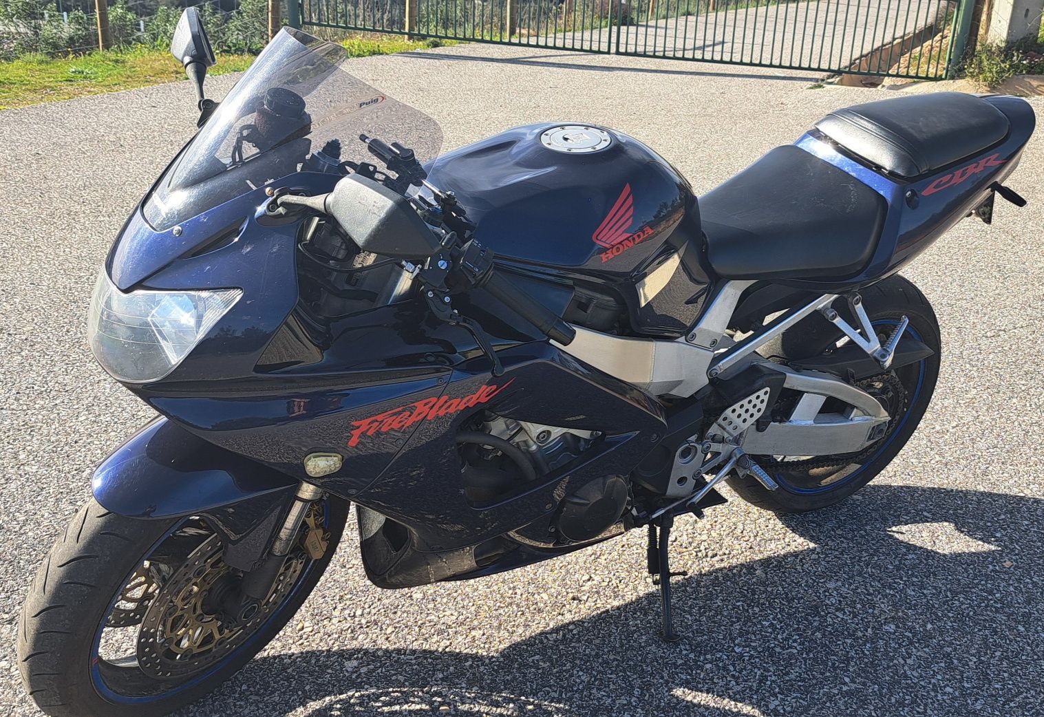 HONDA CBR 900 rr