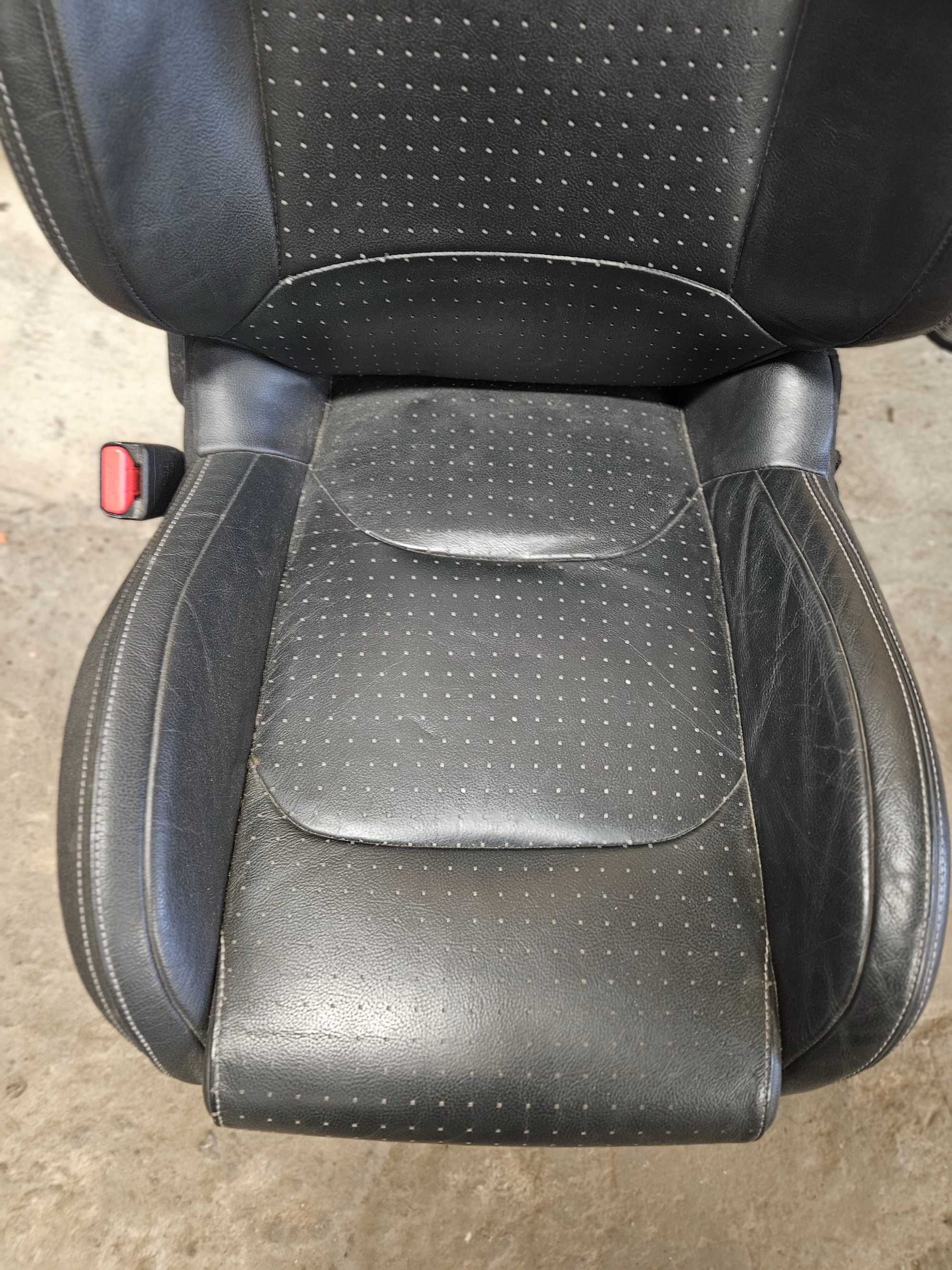 Fotel Kierowcy DS4 Skóra