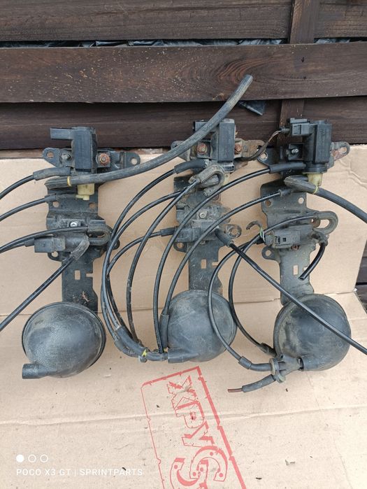 Клапан надуву турбіни Volkswagen VAG 1k0906627a