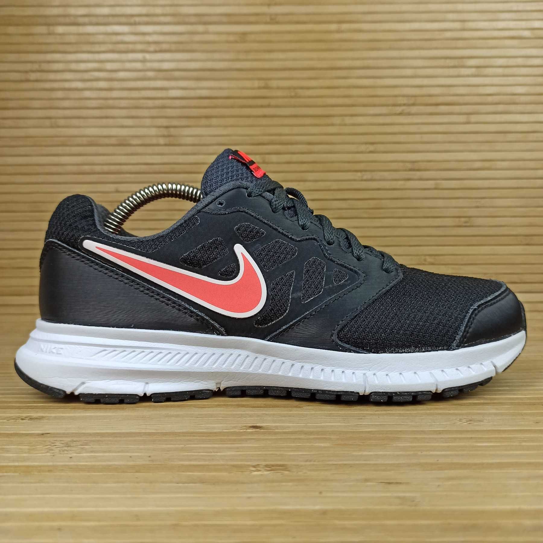 Кросівки Nike Downshifter 6 Розмір 38,5 (24,5 см.)