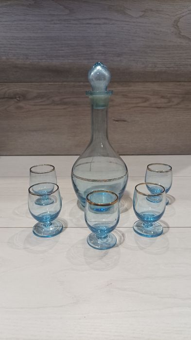 Винтажный графин и рюмки ссср.