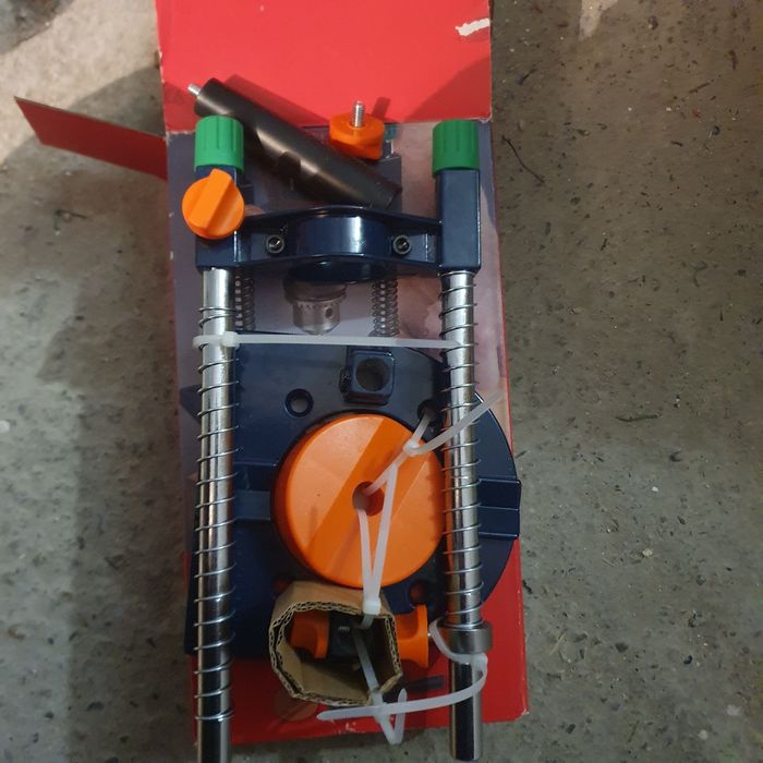 Przenośny stojak wiertarski