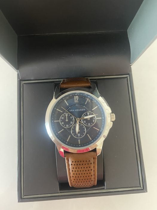 Годинник Van heusen