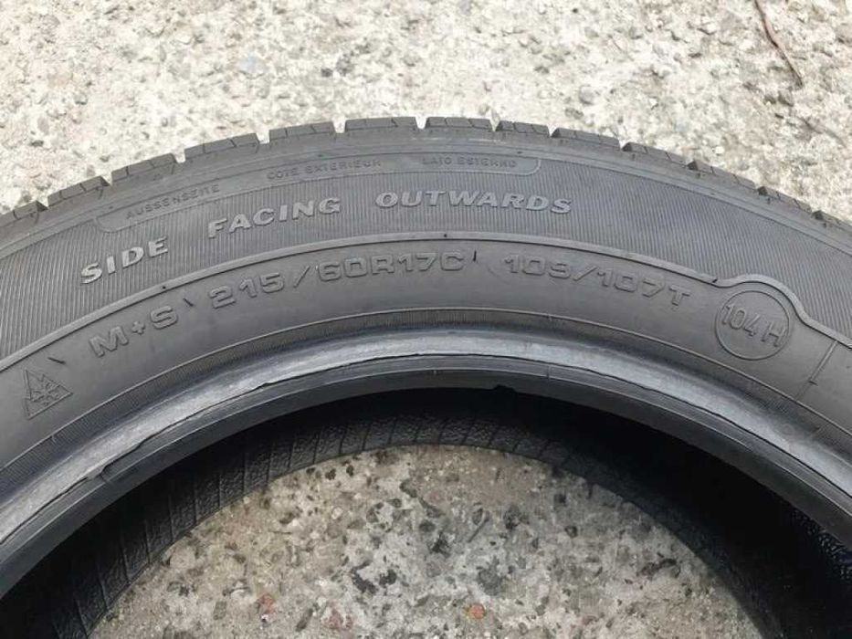 215/60 R17c 109/107T Goodyear CargoVector2 зима 2штуки 2020рік шини бу