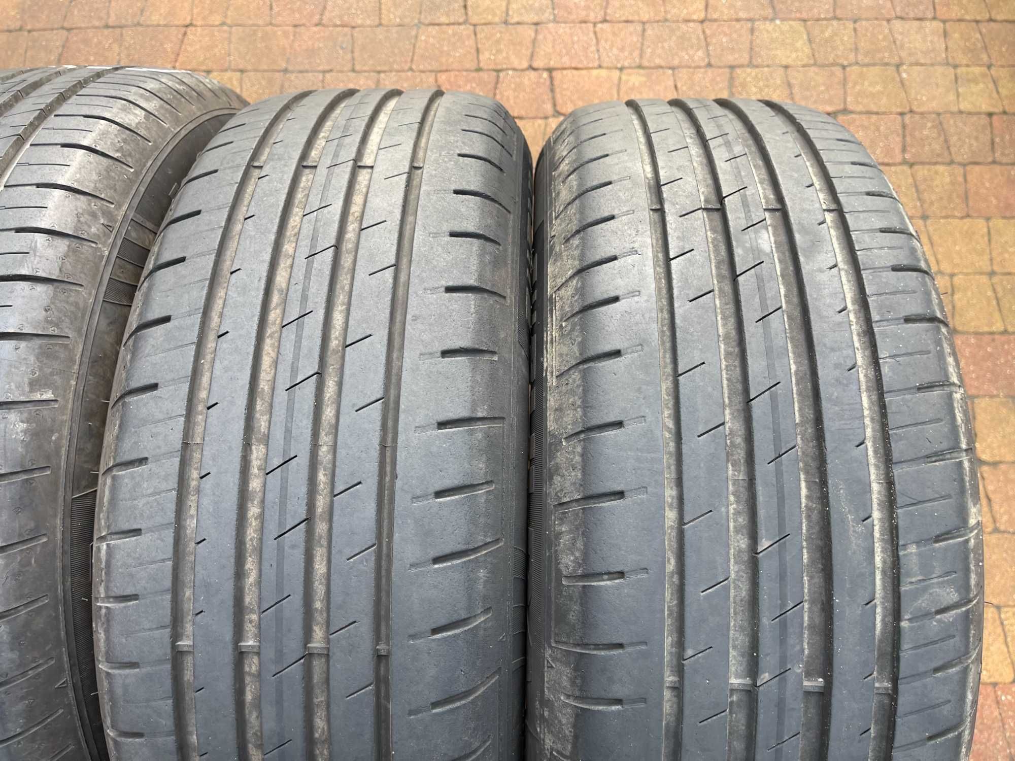 3726. Koła letnie Opel Mokka Trax 5x105 czarne 215/60/17 Fulda 7/8mm