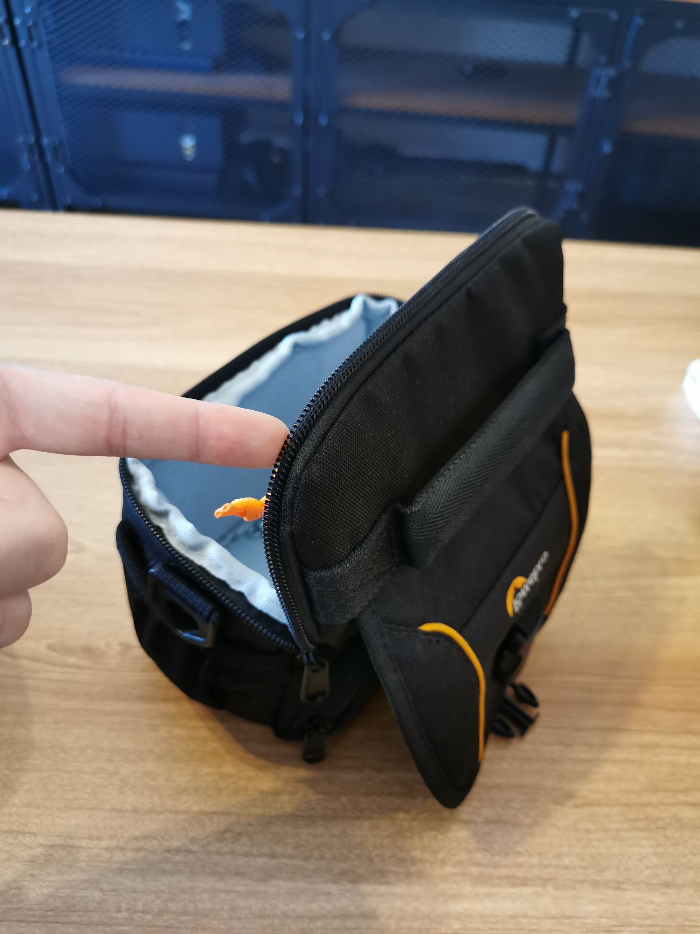 Torba fotograficzna Lowepro Adventura SH110 II na aparat