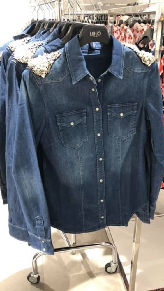 Блуза блузка сорочка Італія фірмова Lui Jo нова оригинал джинсова S-ка