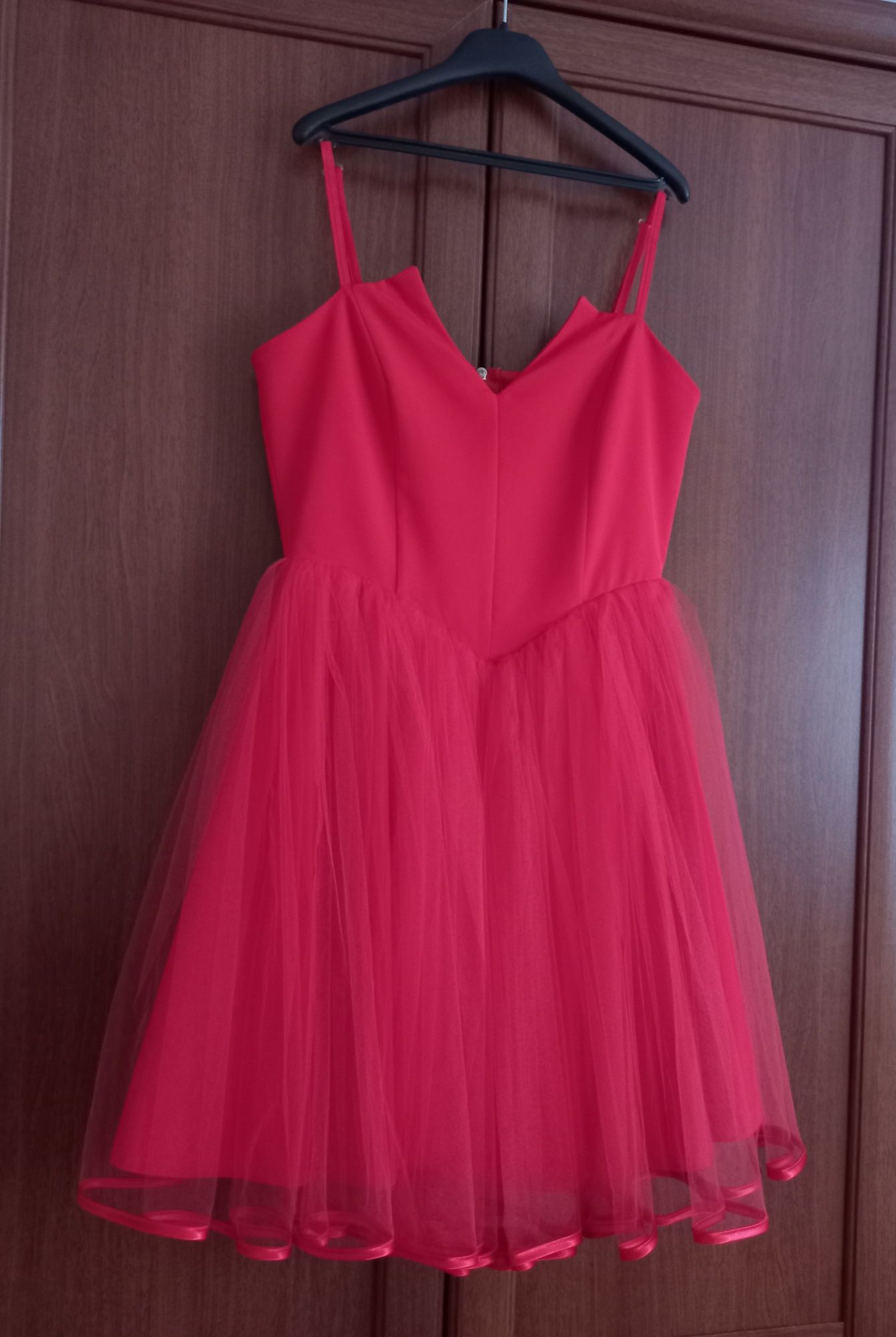 Czerwona tiulowa sukienka Talya
