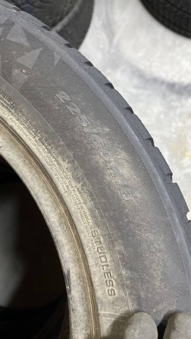 Комплект зимової гуми 225/60/18 Nexen