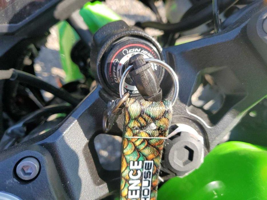 Kawasaki EX500 H 2025