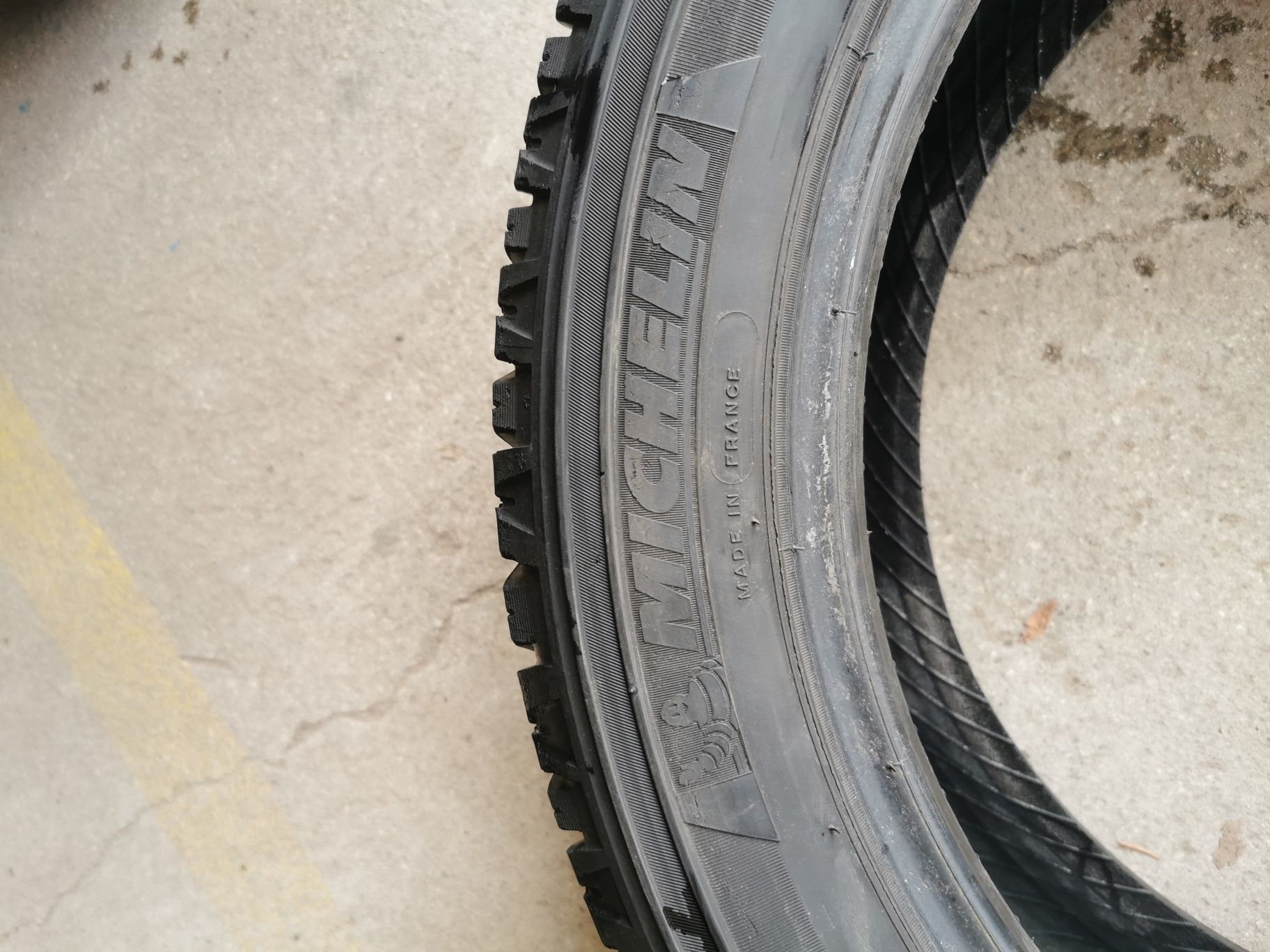 Komplet opon 235/50R18 97H Michelin Latitude Cross