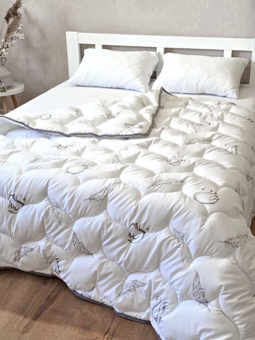 Одеяло зимнее легкое теплое еко -пух Ковдра