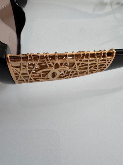 Okulary przeciwsłoneczne motyle.