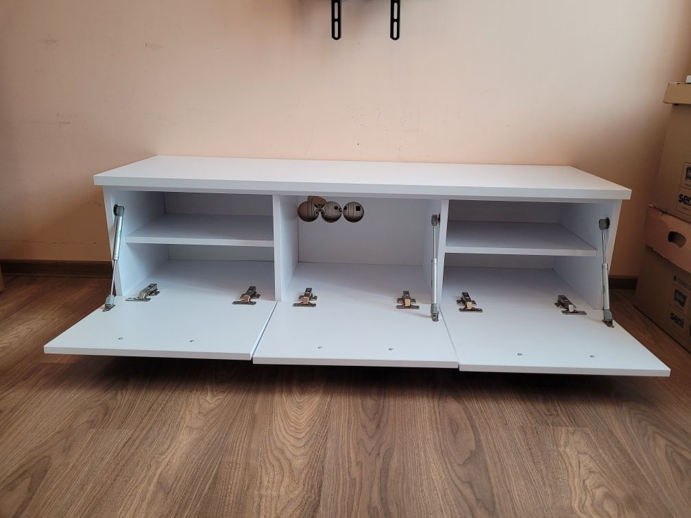 Szafka pod telewizor RTV 135 cm