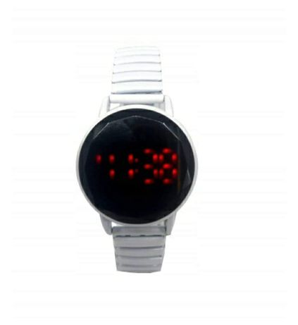 Biały zegarek damski elektroniczny na bransolecie