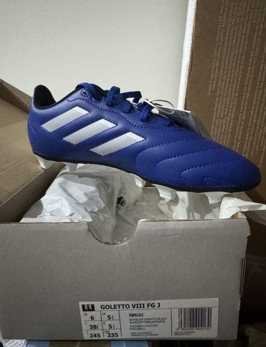 Chuteiras Adidas T38 2/3 NOVAS