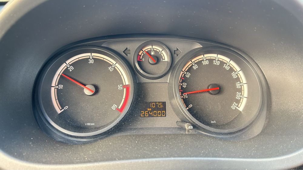 Corsa D 2 lugares c/AC