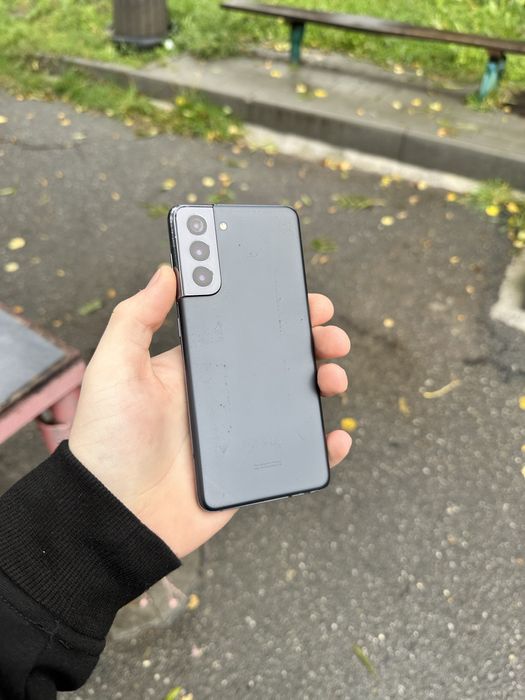 Samsung s21 8/128gb
