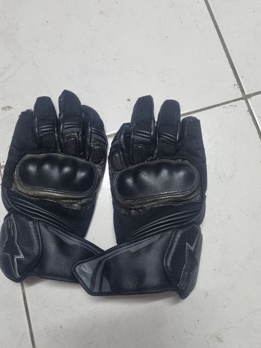 **BAIXA PREÇO** 2 Pares Luvas pretas para moto