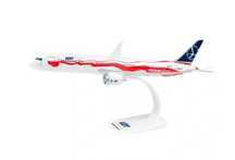 Boeing 787-9 Dreamliner LOT SP-LSC 1:200 "Proud" HERPA 613781
