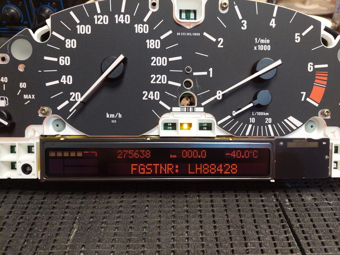 Display LCD + fita conexao quadrante bmw e39 , e38 , e53.