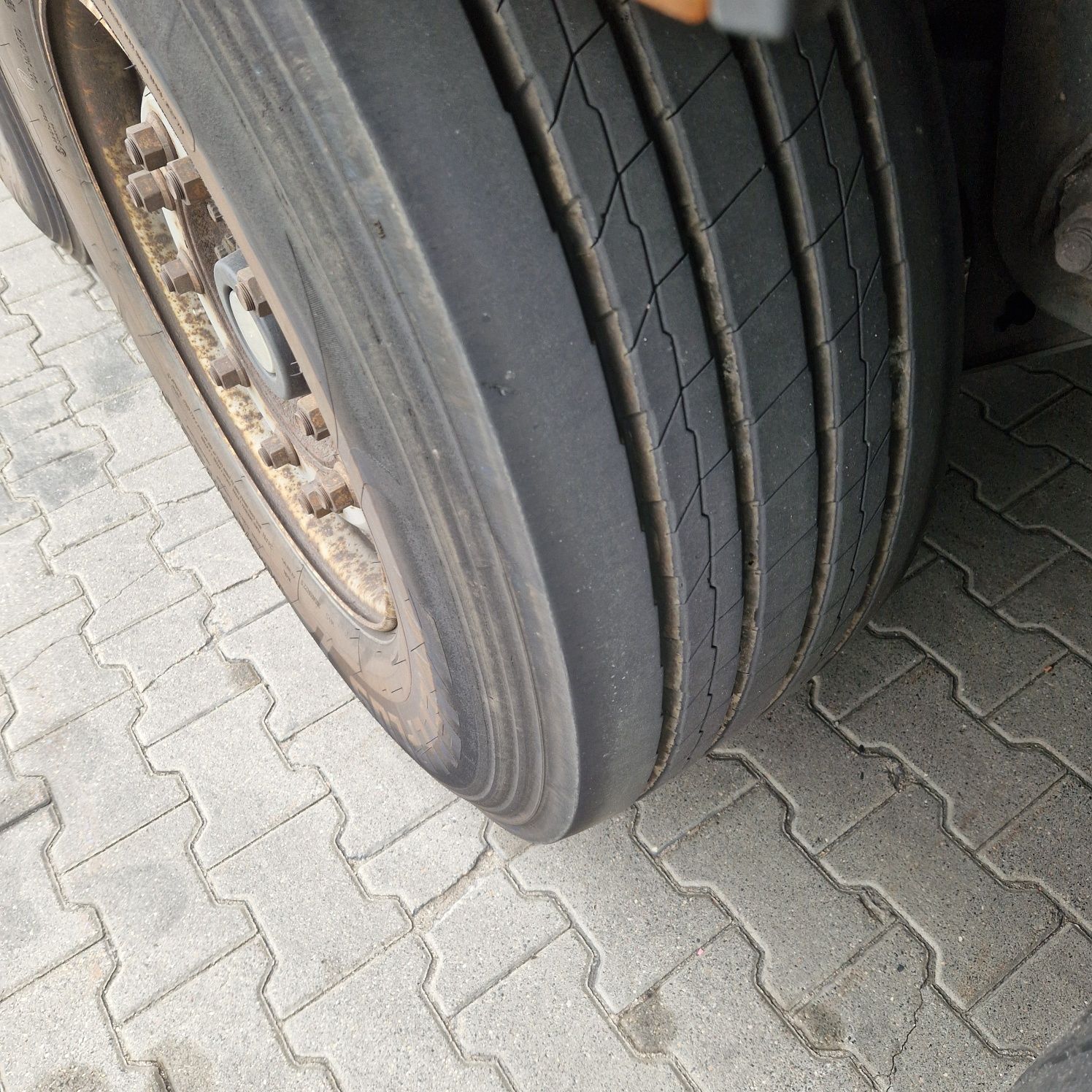 Chłodnia naczepa KRONE z 2015r