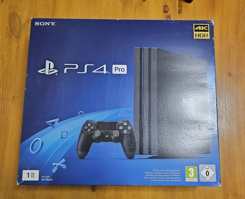 Caixas da PS5 e PS4 Pro