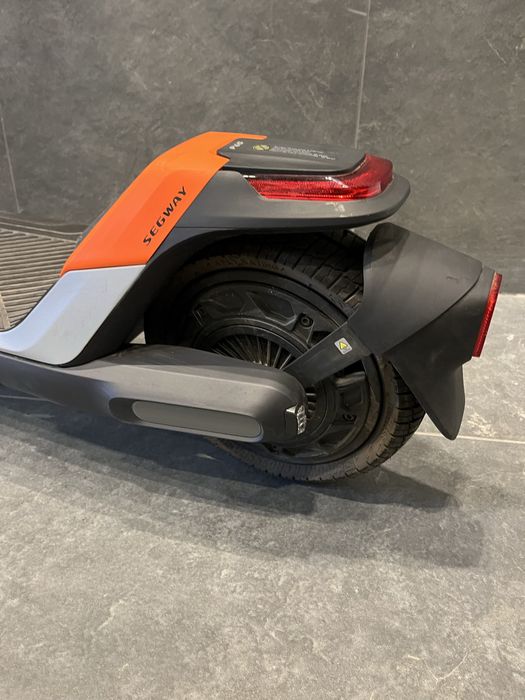 Електросамокат Segway Ninebot P65E
