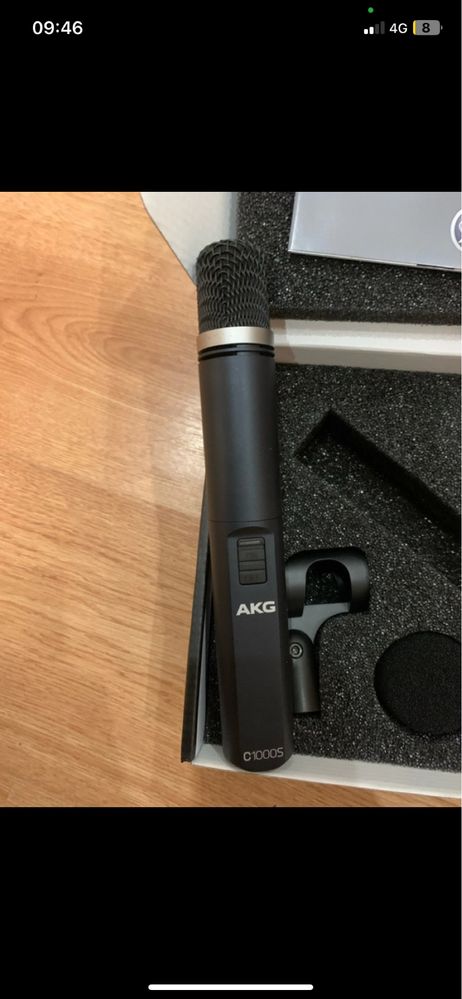 Vendo dois Akg c1000s mkIV