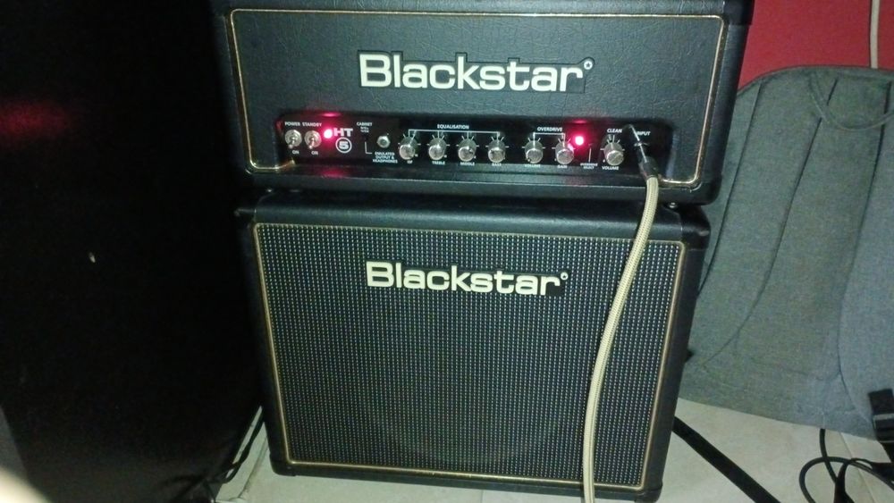 Cabeça de guitarra Blackstar HT5