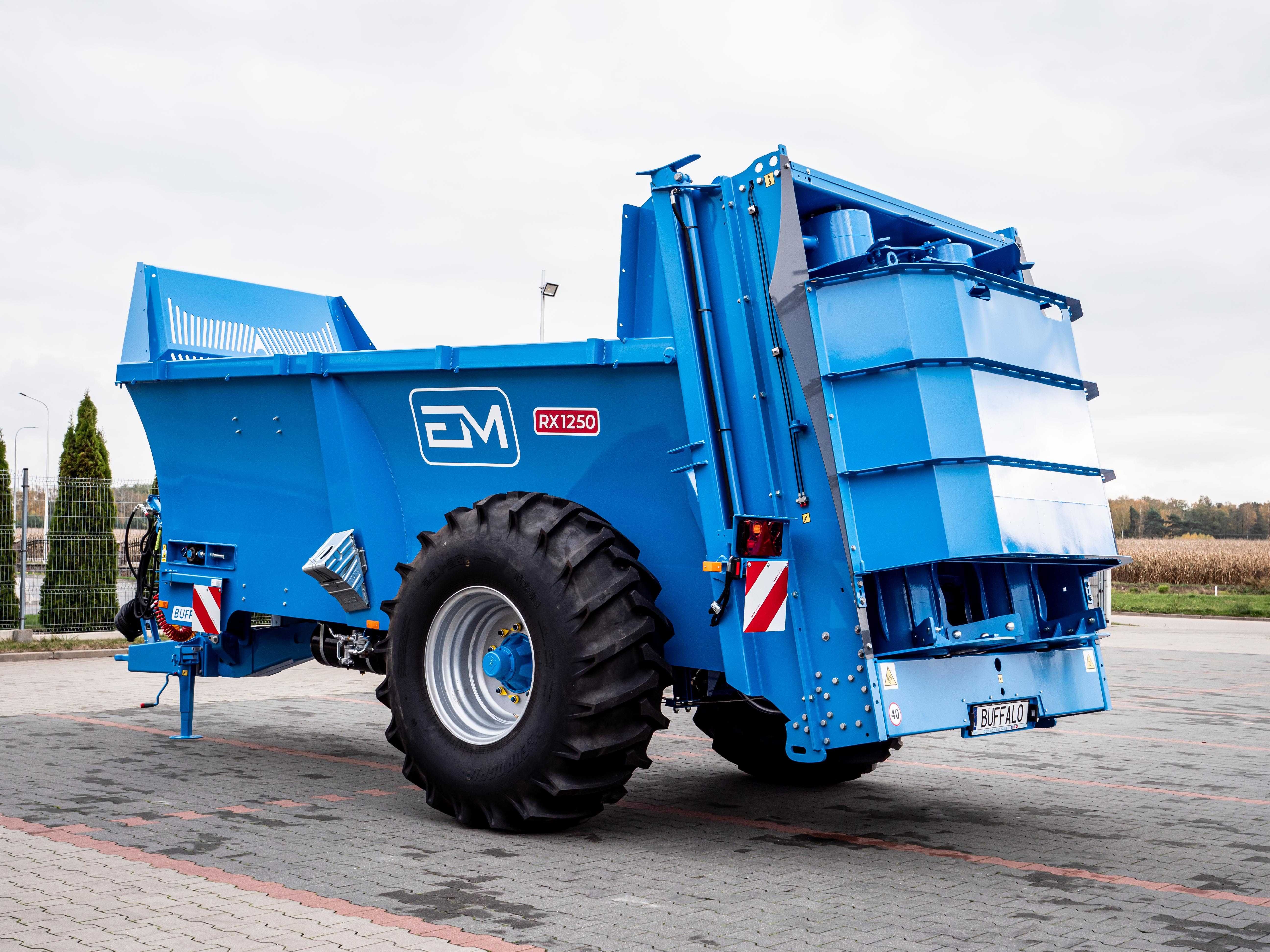Rozrzutnik obornika EUROMILK Buffalo RX 1250 12,4m3 |