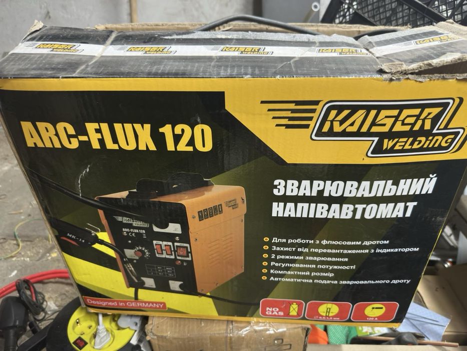 Продам зварювальний напів автомат без газовий .