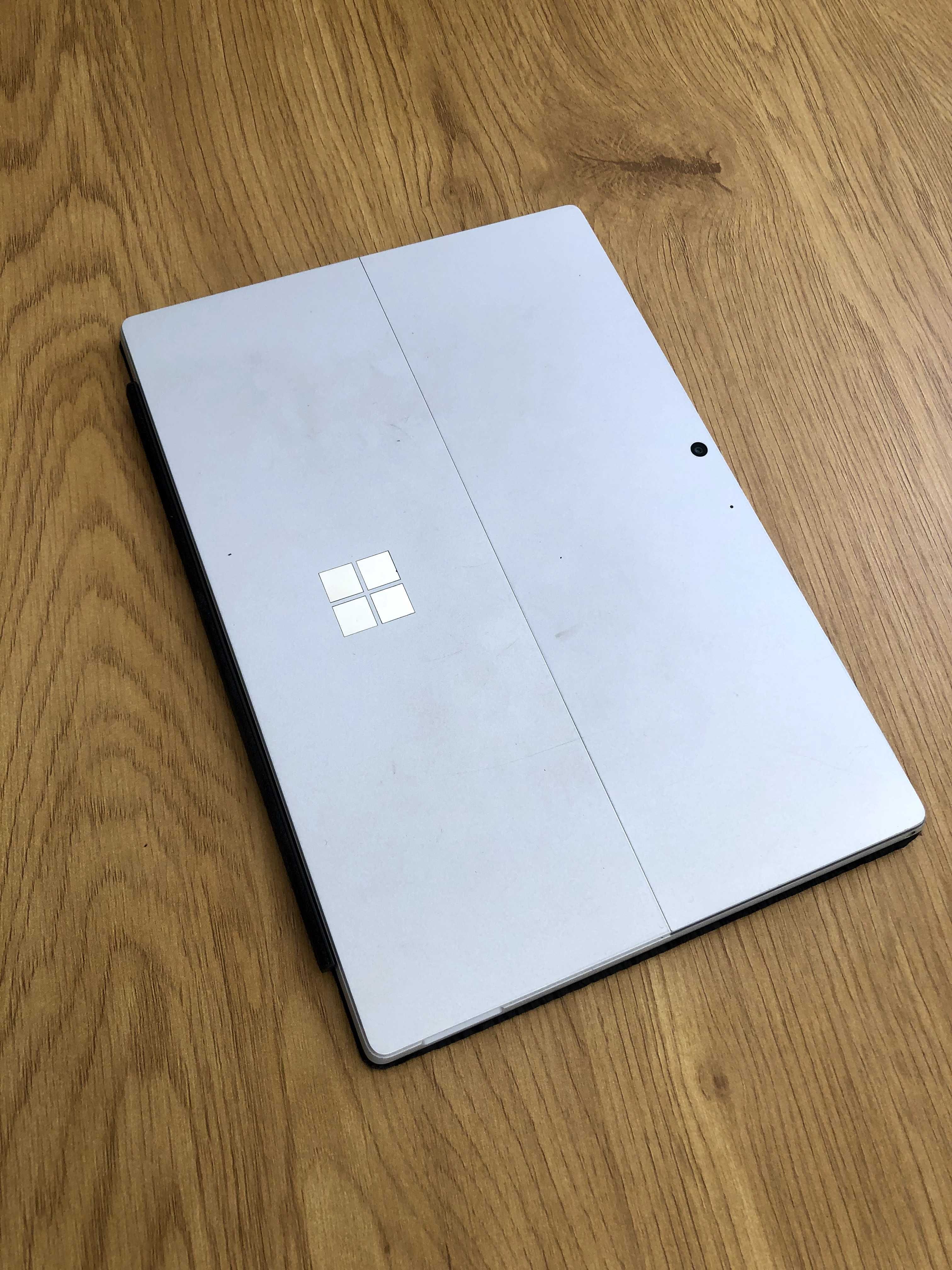 Microsoft Surface Pro i5 - Híbrido