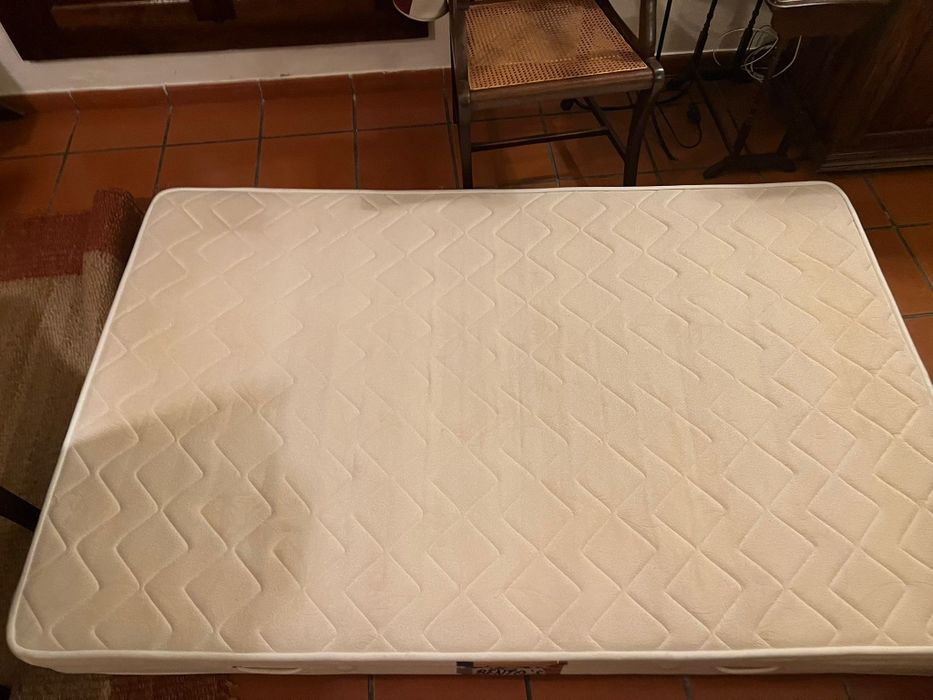 Colchão ideal para cama de ferro antiga