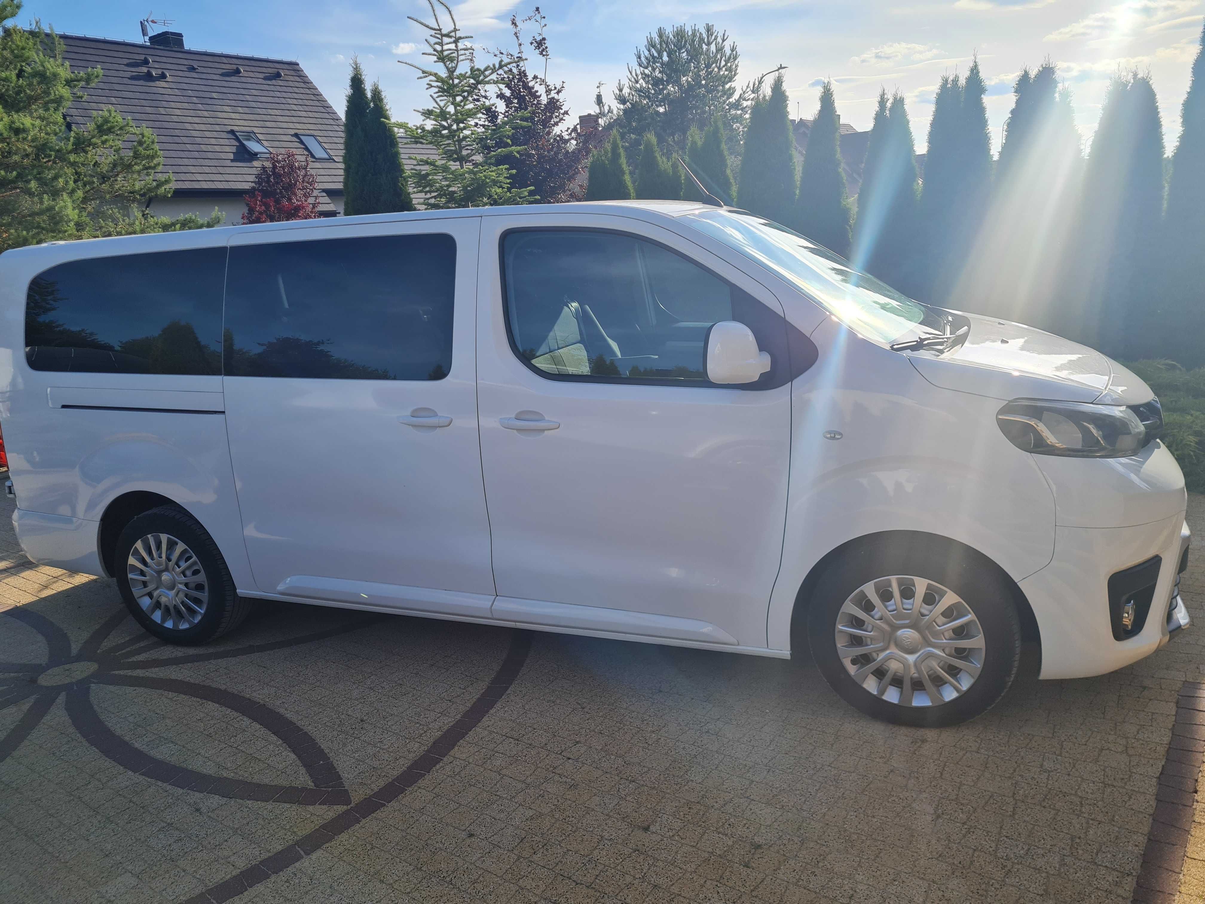 Toyota Proace Verso Long 9osób. 2,0 d 177km automat.