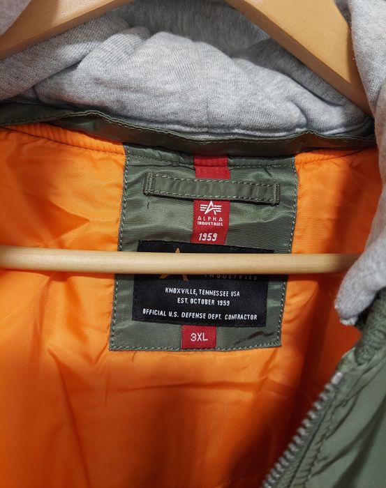 Kurtka bomberka z kapturem Alpha Industries MA-1 rozmiar XXXL