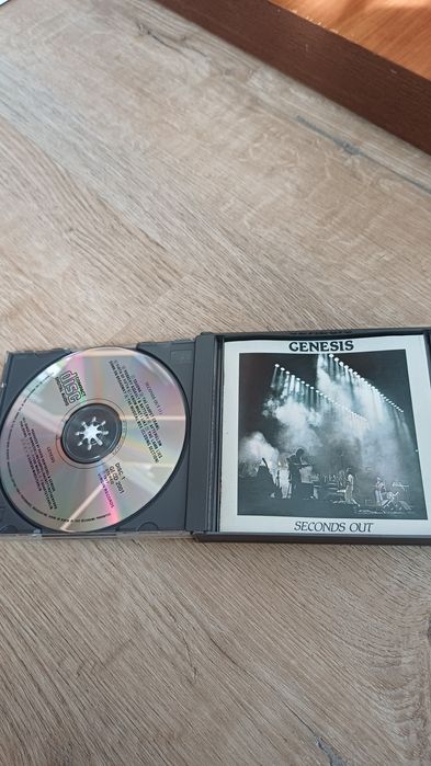 Genesis "Seconds out"