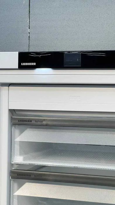 Вбудована морозильна камера Liebherr SIFNe 5188 Peak