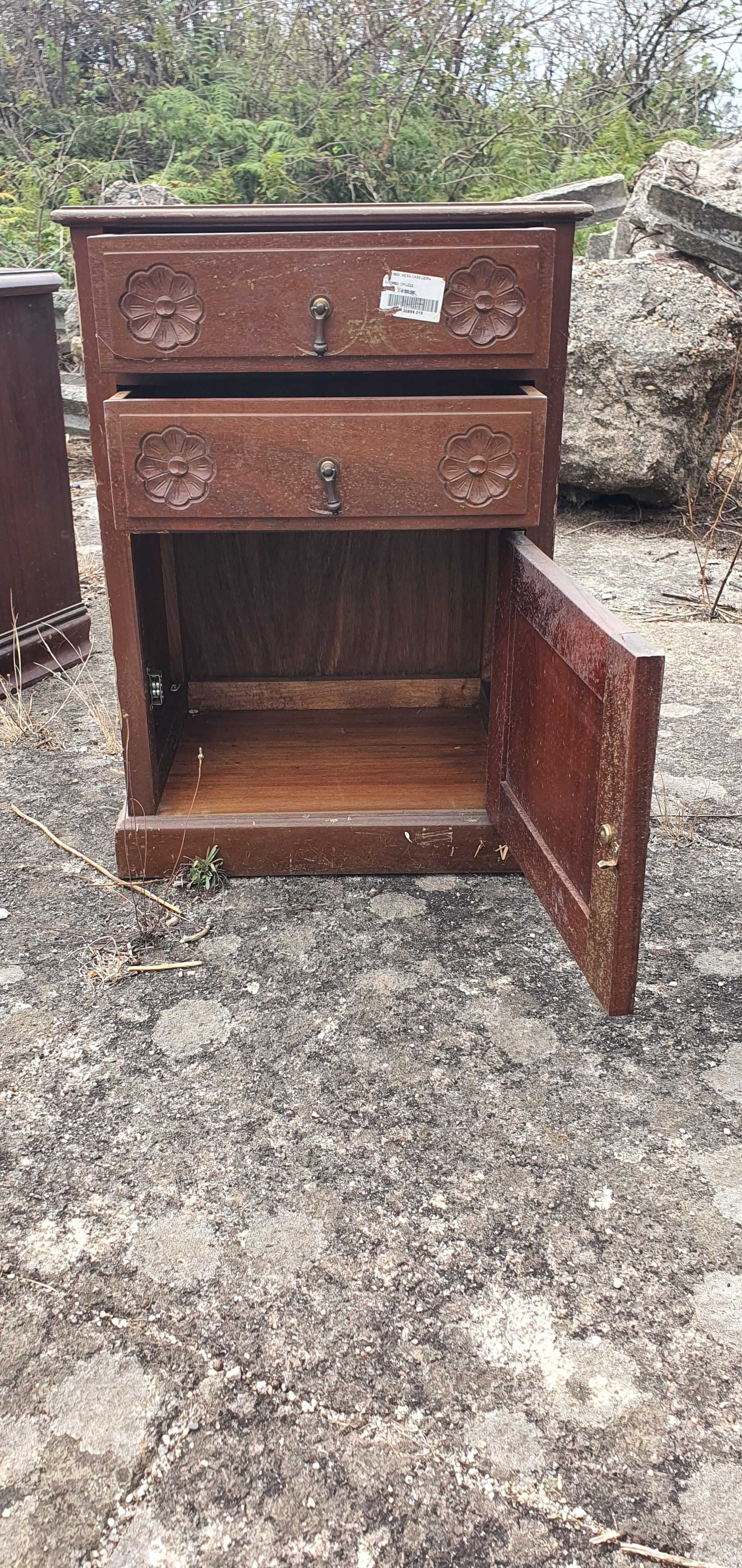 masinhas com porta e gaveta