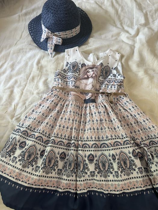 Платье на девочку